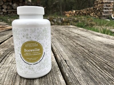 Boswellie s kurkuminem, zázvorem a vitamínem C - 180 tobolek