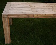 Rozkládací jídelní stůl z masivu 160x100 +60 cm