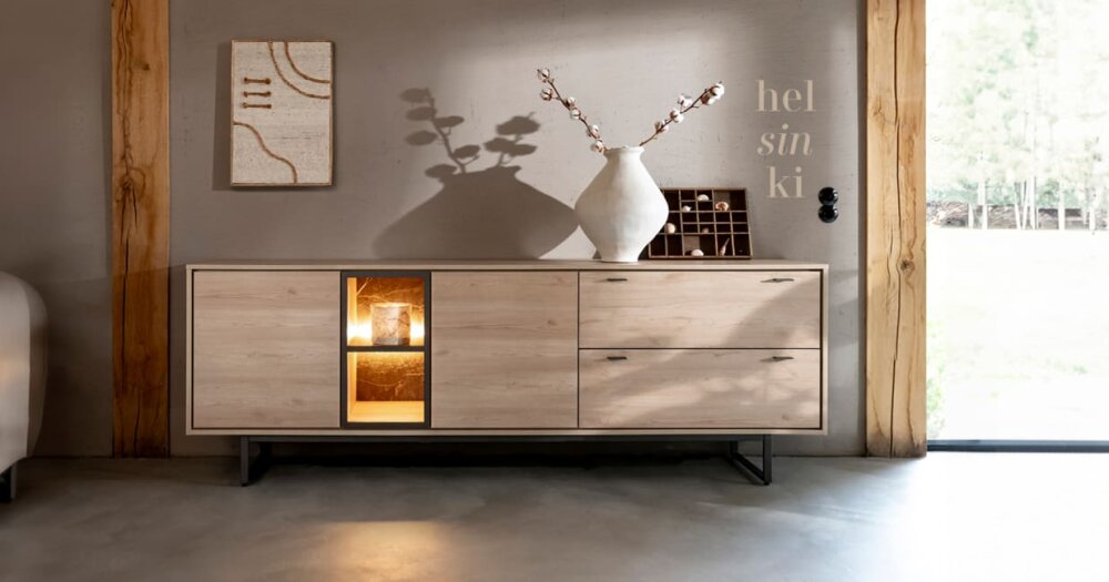 Moderní komoda v délce 240 cm