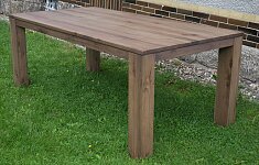 Nejlepší masivní dubový rozkládací jídelní stůl o rozměru 200x100 + 60 cm