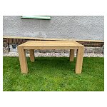 Masivní rozkládací jídelní stůl z dubového masivu