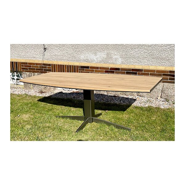 Kvalitní moderní zpracování jídelního stolu 210x80/100 cm