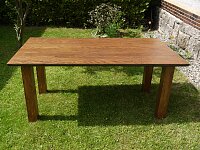Nerozkládací masivní dubový stůl v hnědém odstínu 180x100 cm