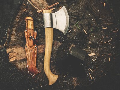 Deep forest survival course